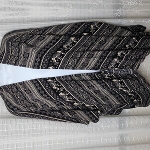 Black W/ White Elephant Boho Pattern Cropped Kimono Shrug Swim Suit Cover-up SzM